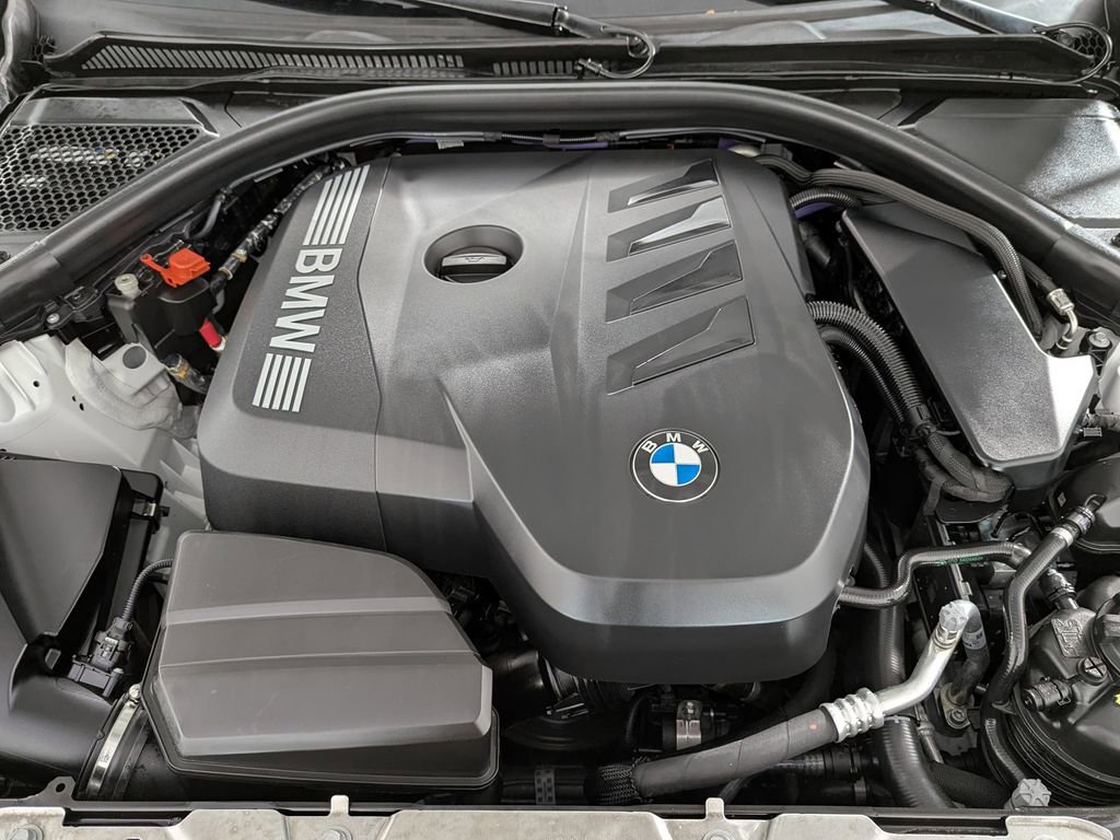Used 2025 BMW 330i xDrive Sedan w/ Convenience Package image 43