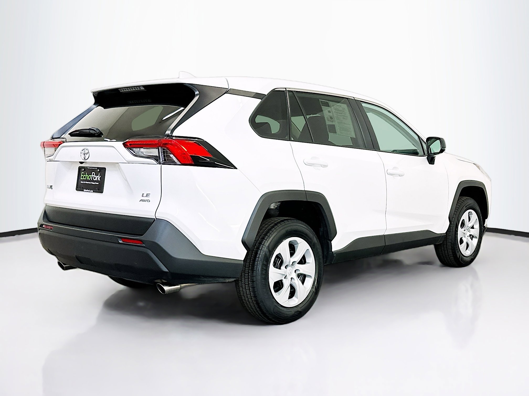 Used 2025 Toyota RAV4 LE image 9