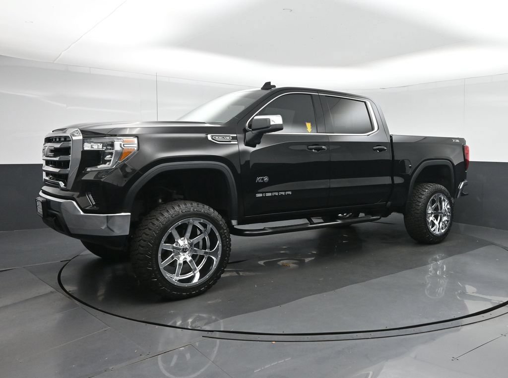 Used 2019 GMC Sierra 1500 SLE w/ X31 Off-Road Package AWD/4WD image 3