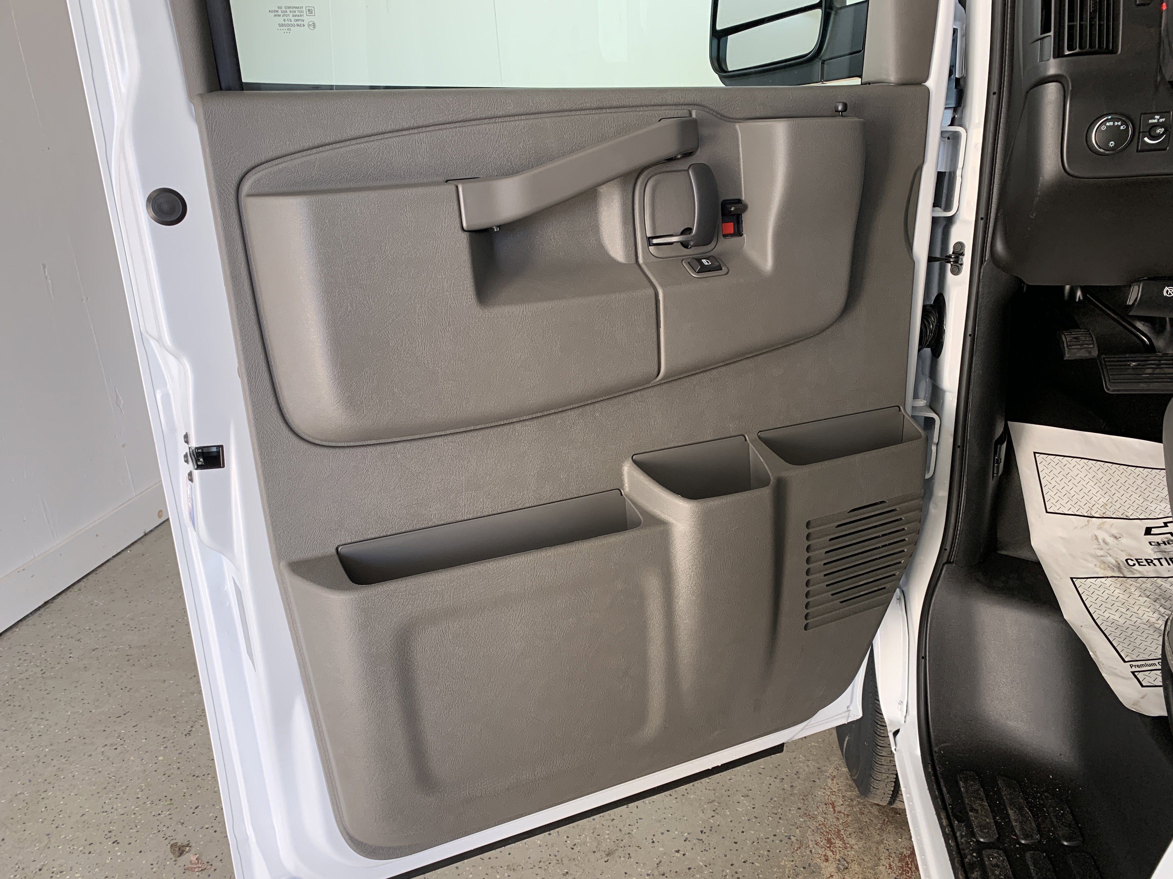 New 2025 Chevrolet Express 2500 image 14