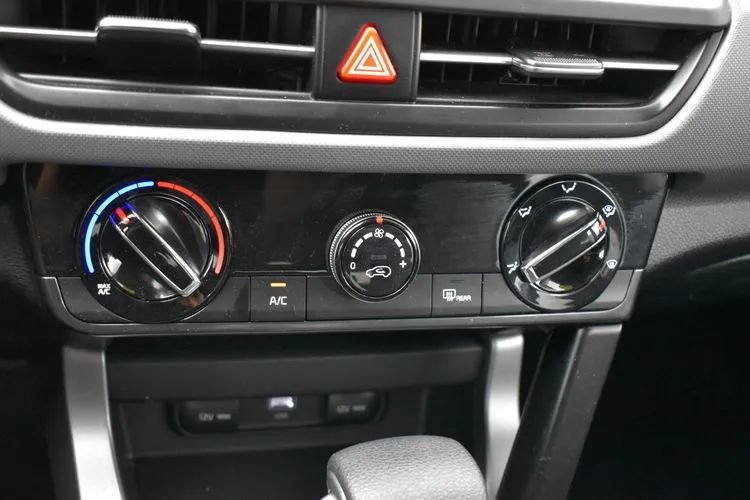 Used 2026 Kia Seltos LX AWD/4WD image 31