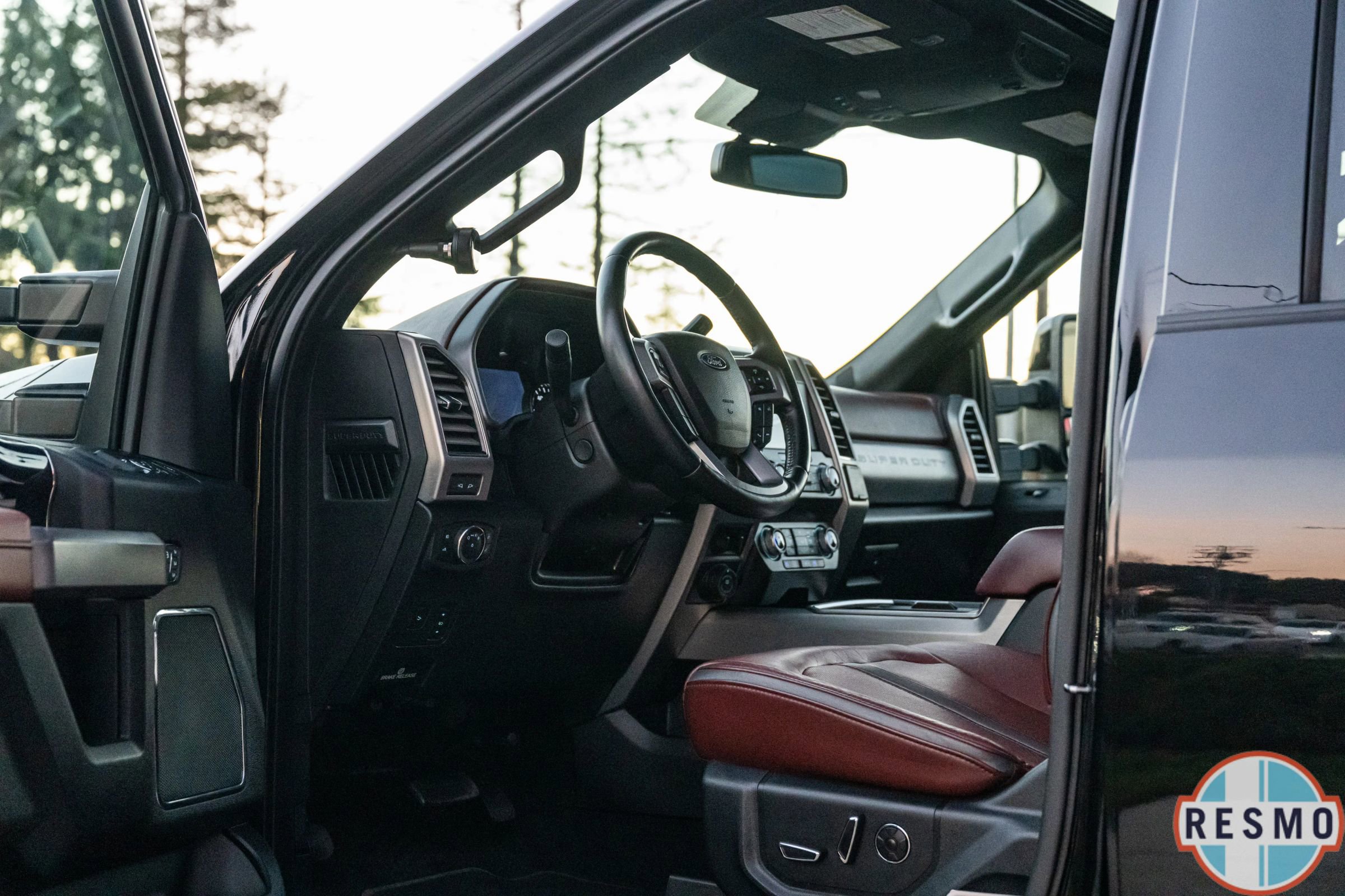 Used 2020 Ford F350 Platinum w/ Tremor Off-Road Package image 7