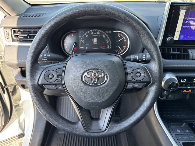 Used 2025 Toyota RAV4 XLE image 24