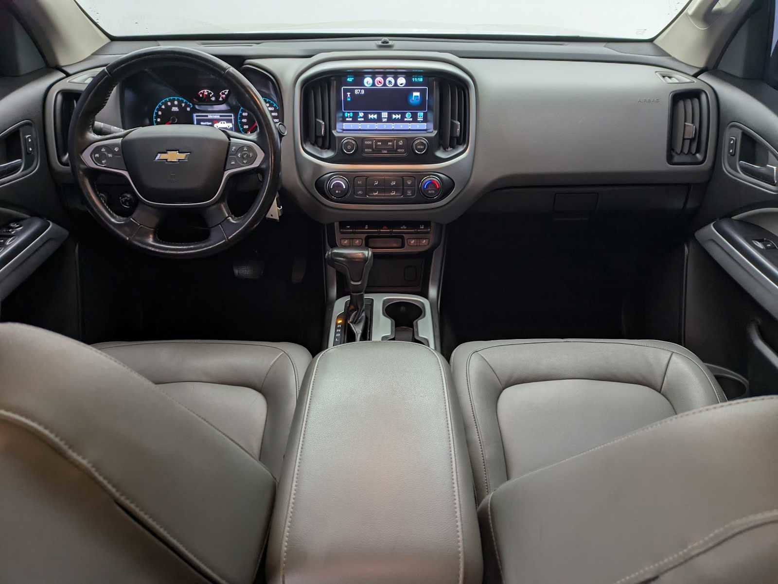 Used 2017 Chevrolet Colorado LT w/ Luxury Package, Chrome AWD/4WD image 16
