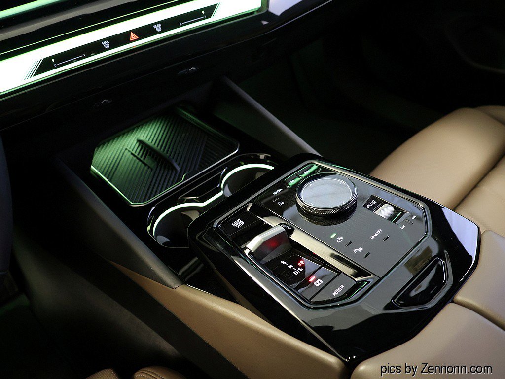 Certified 2026 BMW 540i xDrive image 25