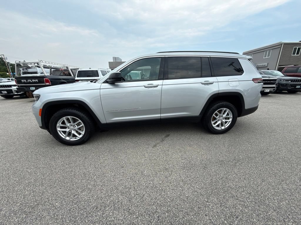 Certified 2025 Jeep Grand Cherokee L Laredo w/ Luxury Tech Group I AWD/4WD image 2