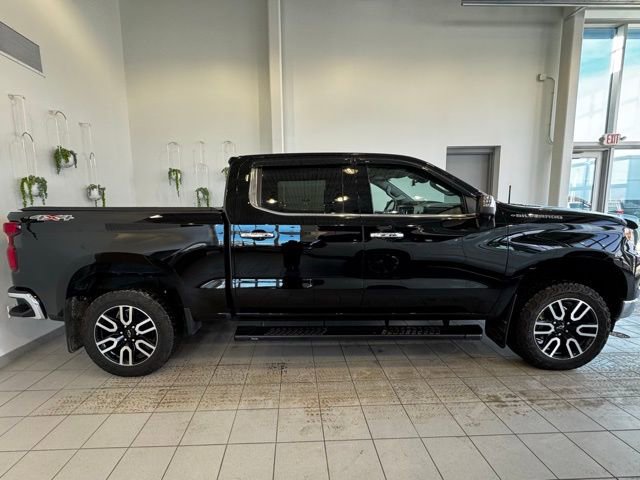 Certified 2022 Chevrolet Silverado 1500 LTZ w/ LTZ Premium Package image 38