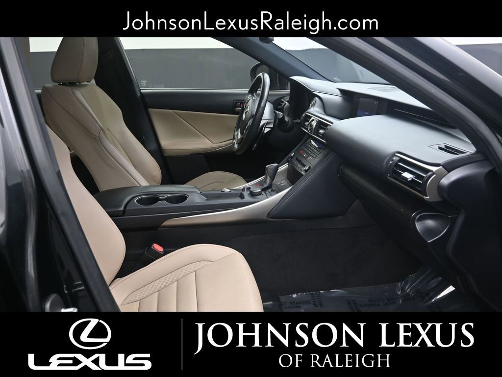 Used 2019 Lexus IS 300 F Sport w/ F Sport Package image 11