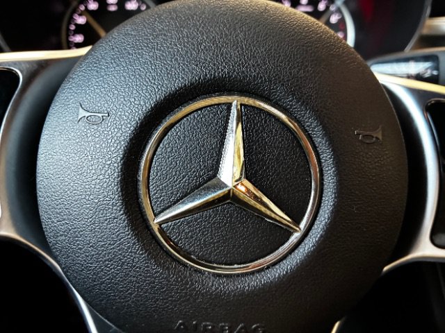 Used 2019 Mercedes-Benz C 300 4MATIC Sedan image 11
