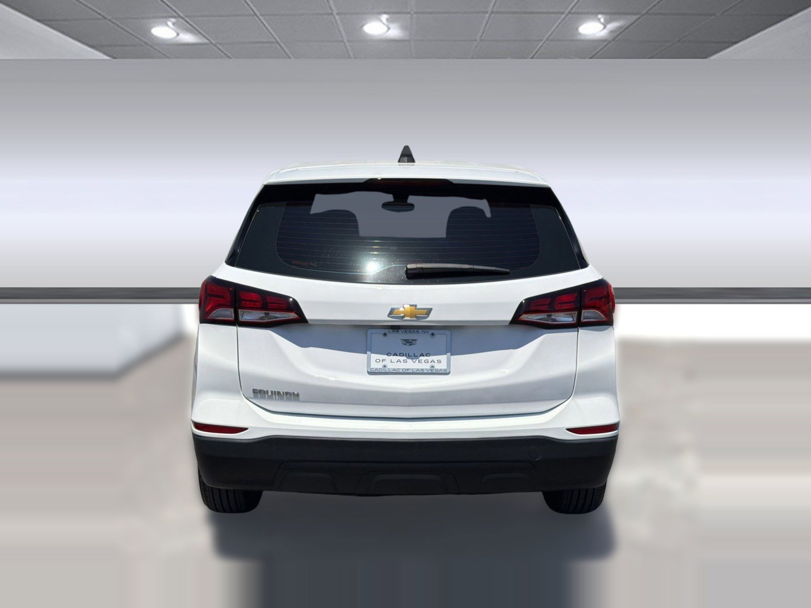 Used 2023 Chevrolet Equinox LS FWD image 9