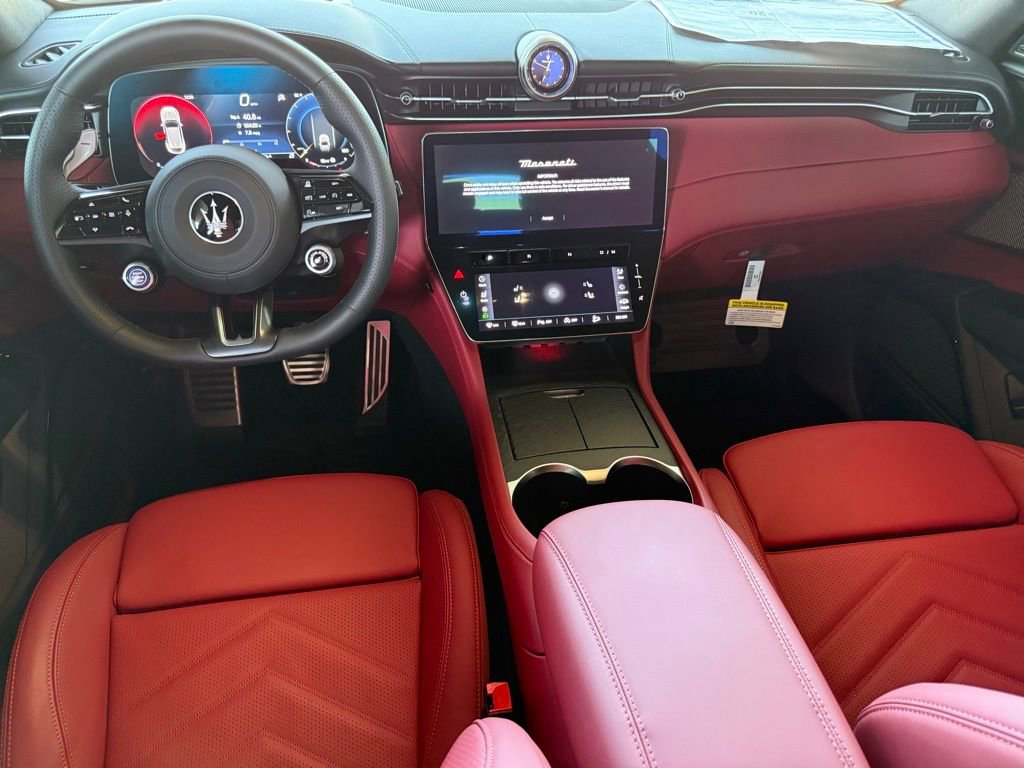 New 2026 Maserati Grecale Modena image 10