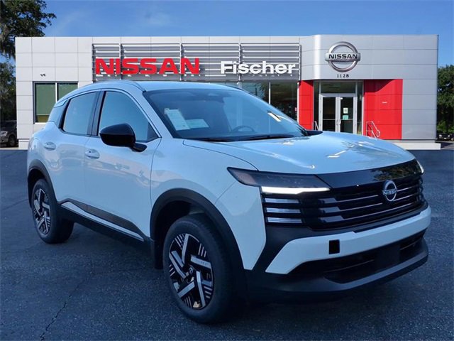 New 2026 Nissan Kicks SV image 1