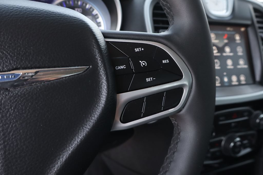 Used 2023 Chrysler 300 Touring w/ Sport Appearance Package RWD image 24