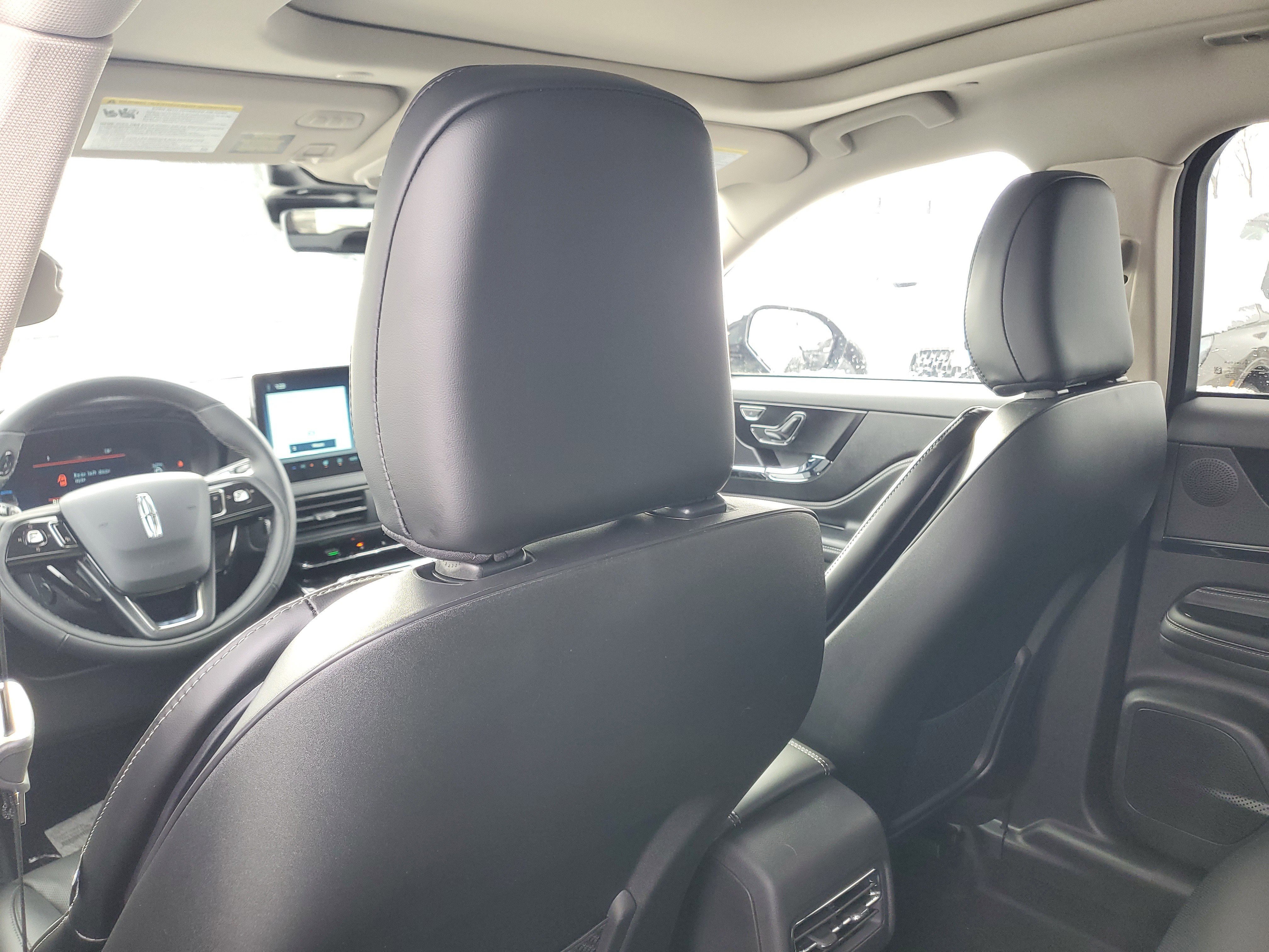 New 2026 Lincoln Corsair Premiere image 26