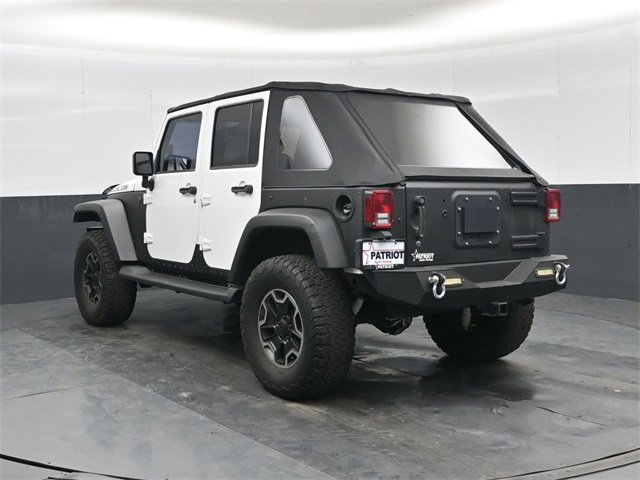 Used 2015 Jeep Wrangler Unlimited Rubicon image 6