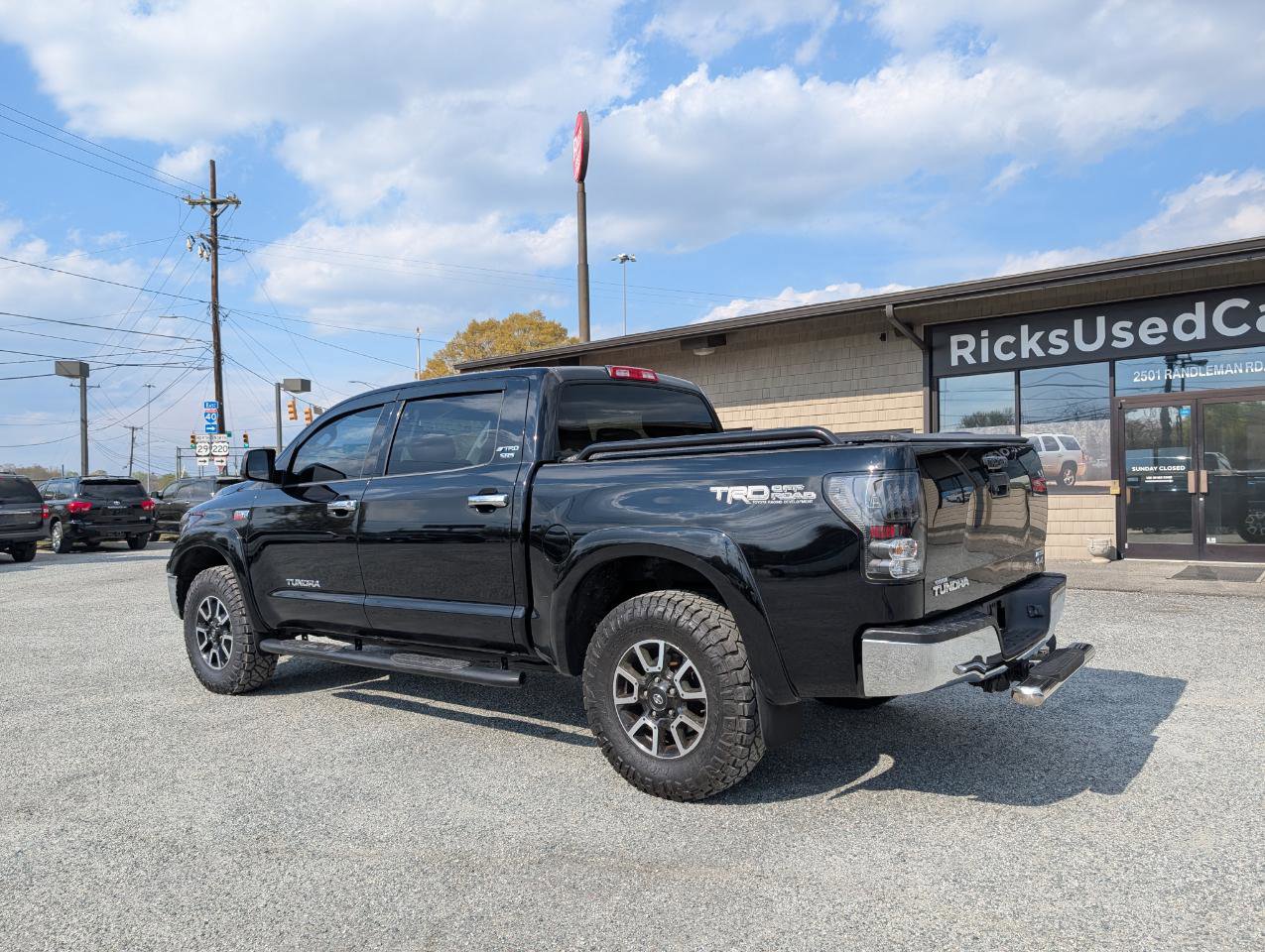 Used 2013 Toyota Tundra 4x4 CrewMax w/ TRD Off-Road Pkg image 9