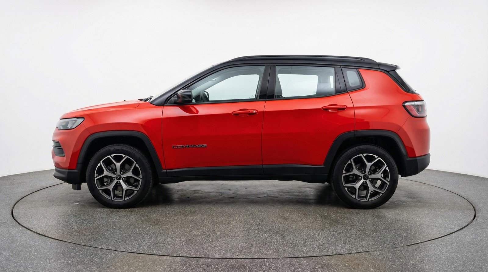 Used 2025 Jeep Compass Limited image 5