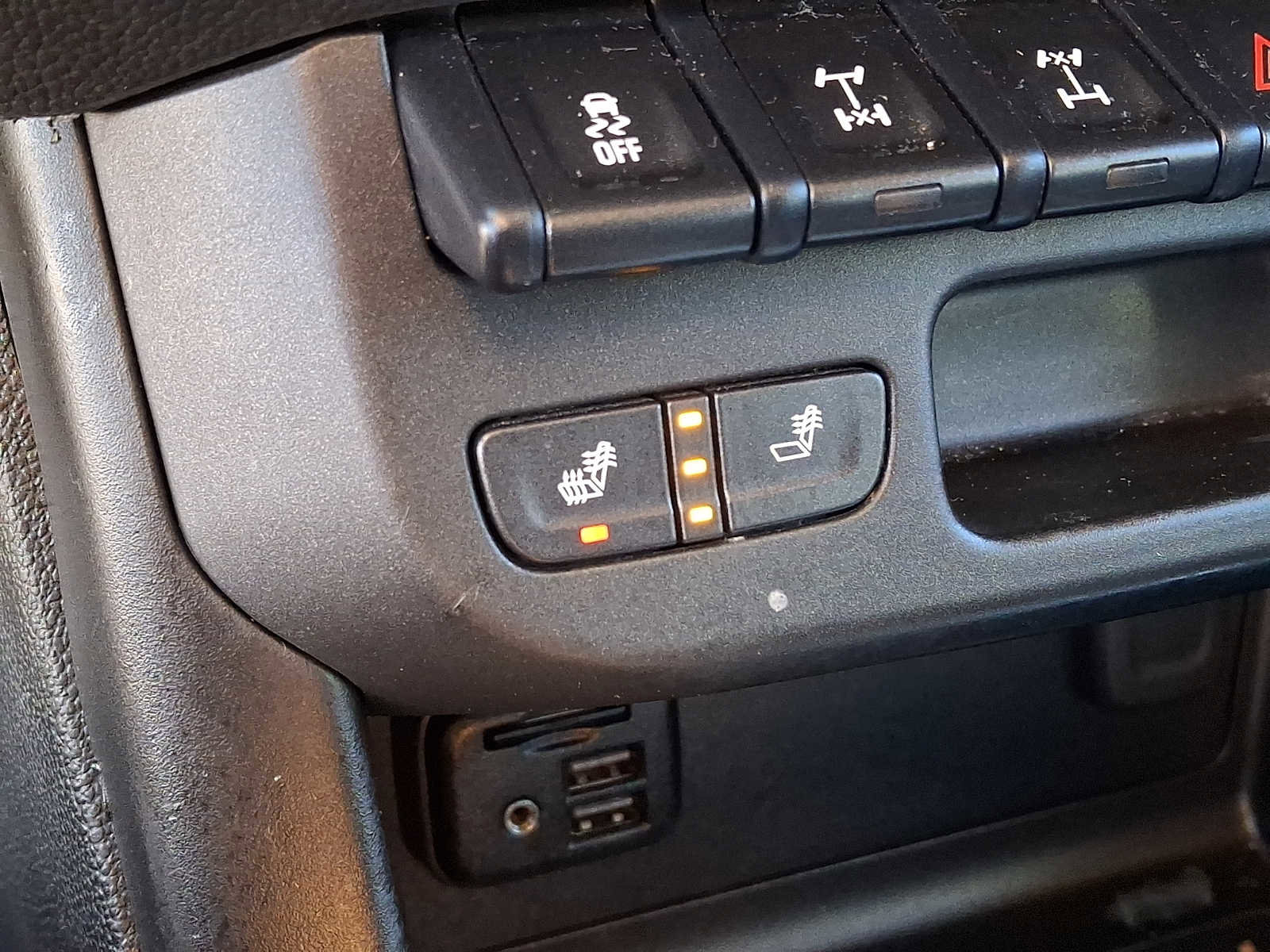 Used 2022 Chevrolet Colorado ZR2 image 24