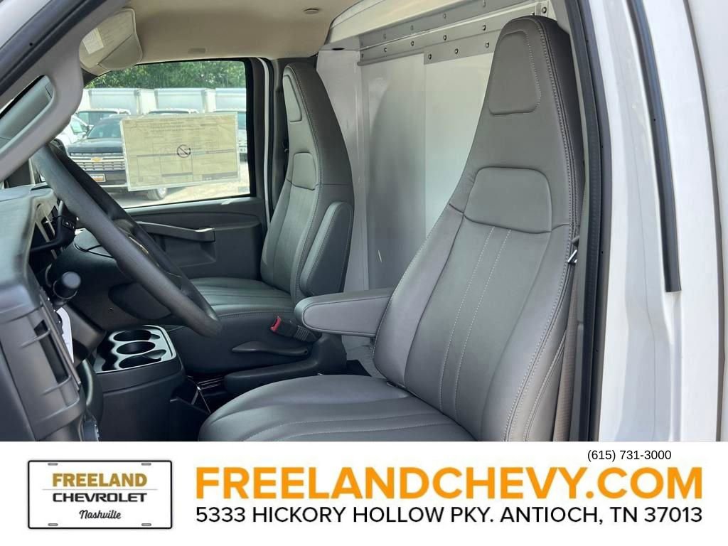 New 2025 Chevrolet Express 3500 w/ Power Convenience Package image 20