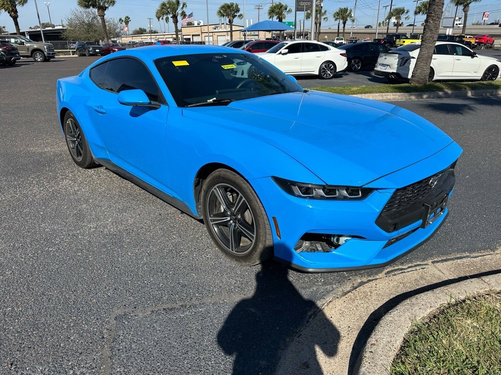 Used 2024 Ford Mustang Coupe image 9