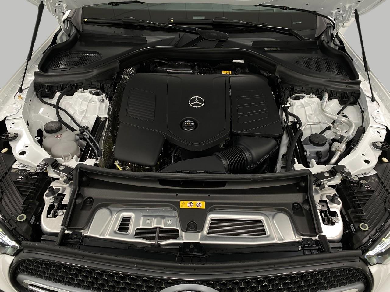 New 2026 Mercedes-Benz GLC 300 4MATIC image 12