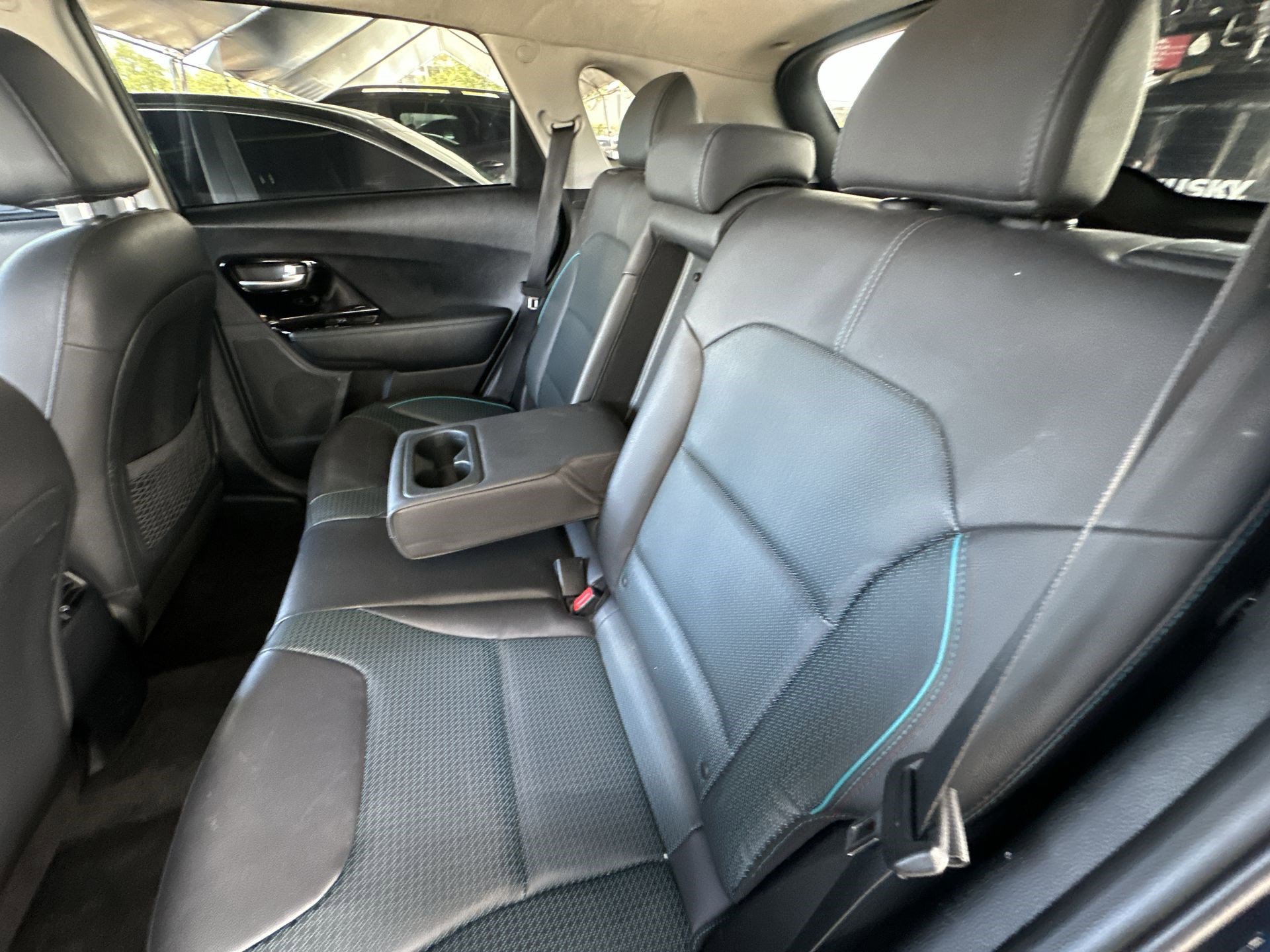 Used 2022 Kia Niro EX Premium w/ Cold Weather Package image 26