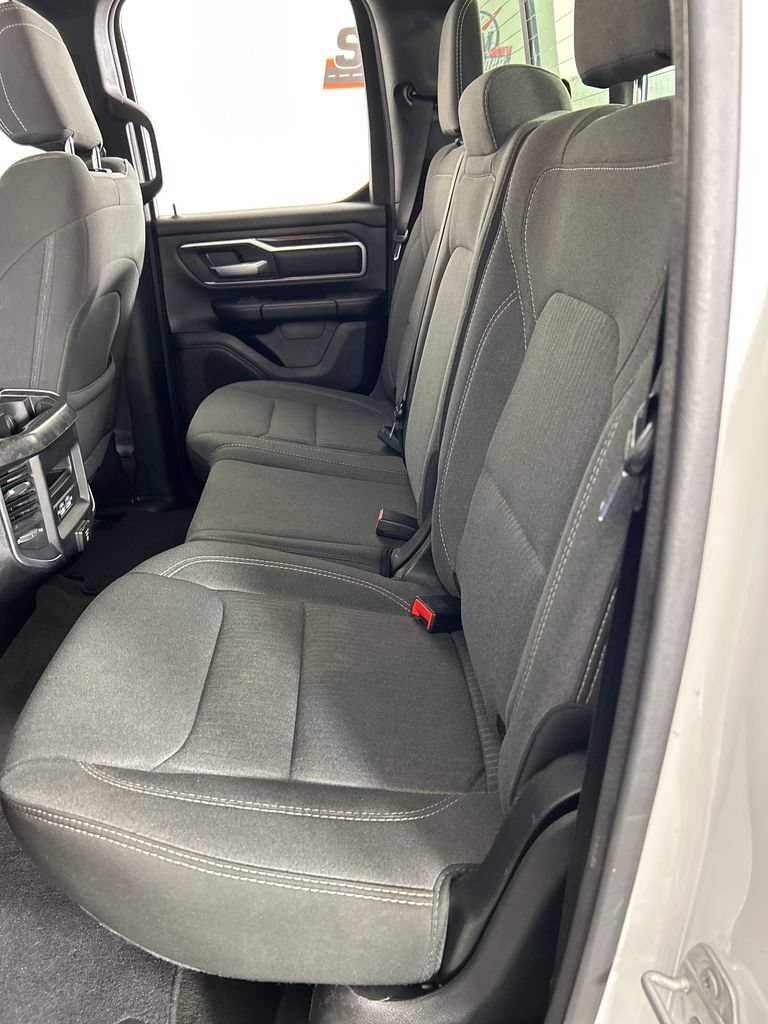 Used 2022 RAM 1500 Big Horn AWD/4WD image 18