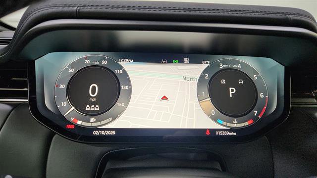 Used 2025 Land Rover Range Rover Sport SE image 17