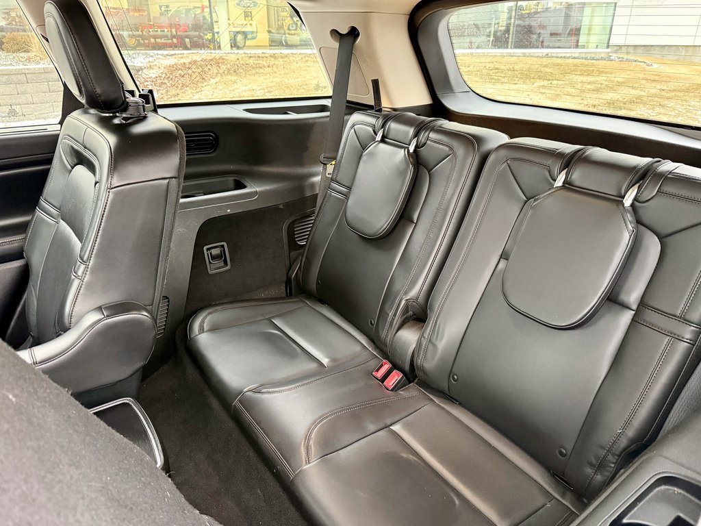 Used 2020 Lincoln Aviator Reserve w/ Equipment Group 202A image 11