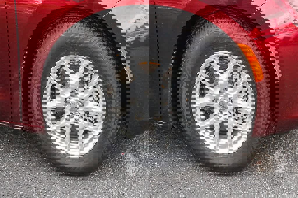 Used 2021 Chrysler Voyager Lxi image 13