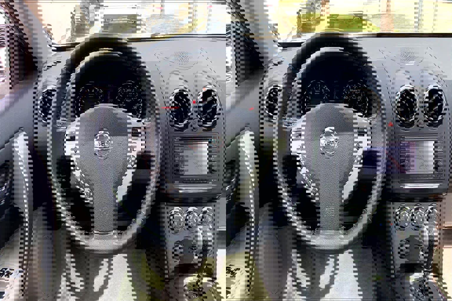 Used 2012 Nissan Rogue SL image 5