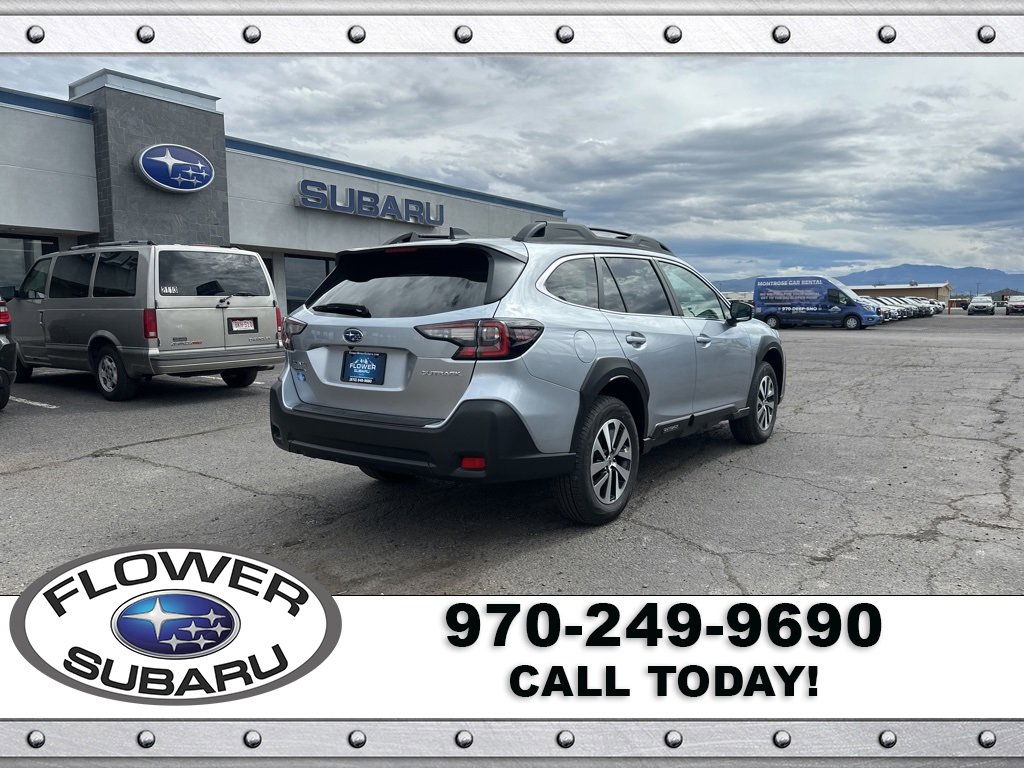 New 2025 Subaru Outback Premium image 7