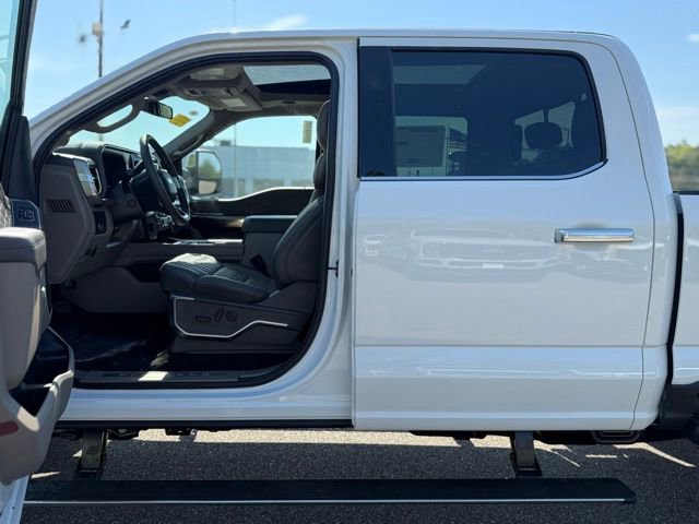 New 2026 Ford F350 Platinum w/ Platinum Plus Package AWD/4WD image 13