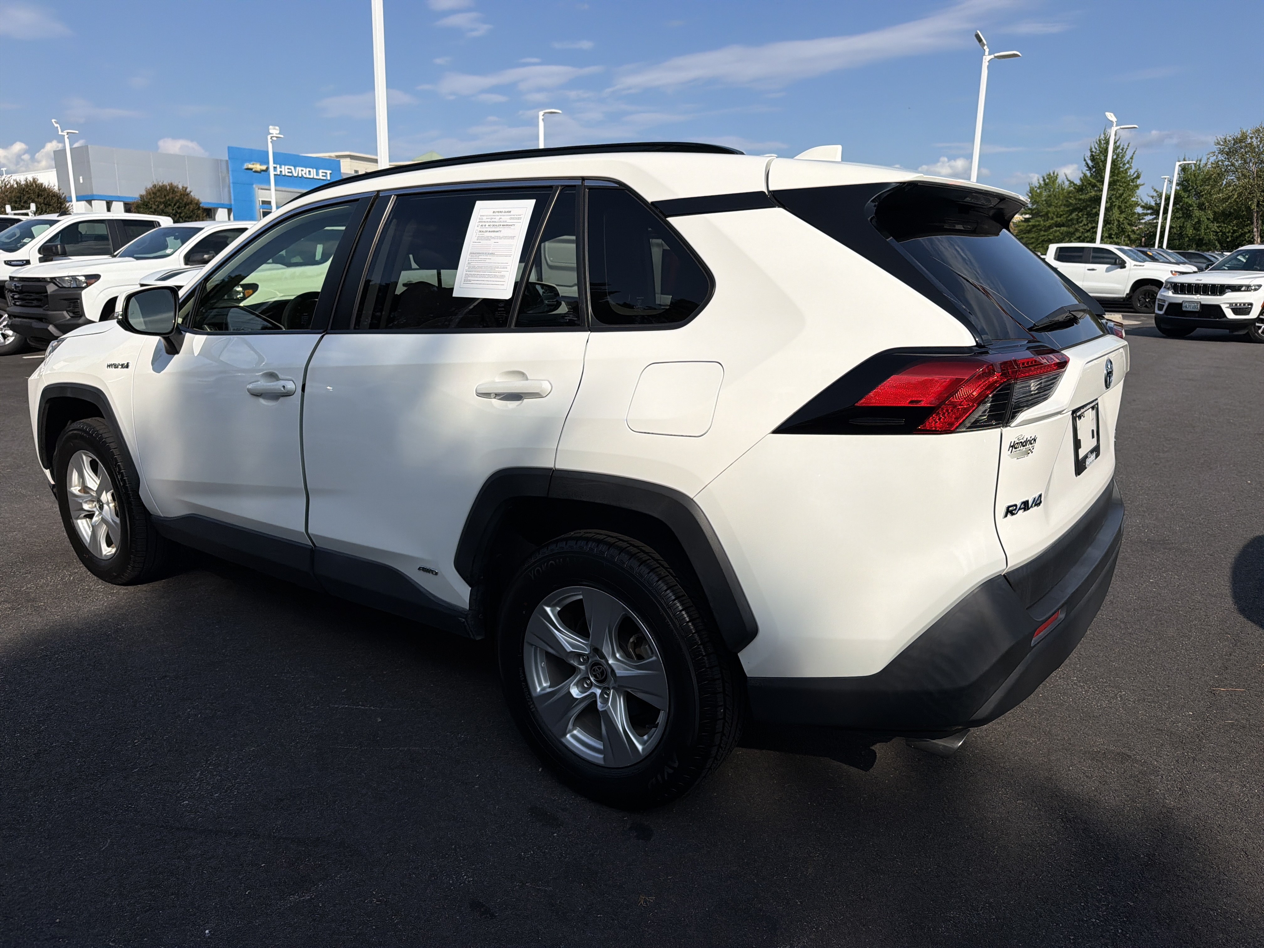 Used 2020 Toyota RAV4 XLE w/ Convenience Package AWD/4WD image 8