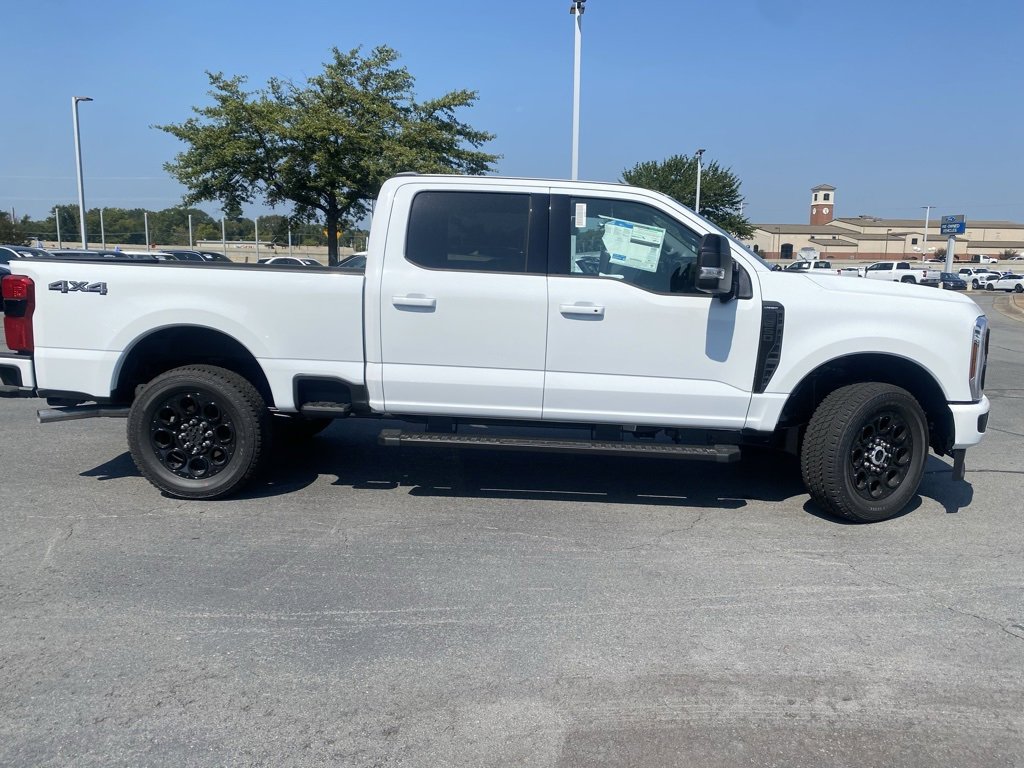 New 2026 Ford F250 Lariat w/ Black Appearance Package image 8