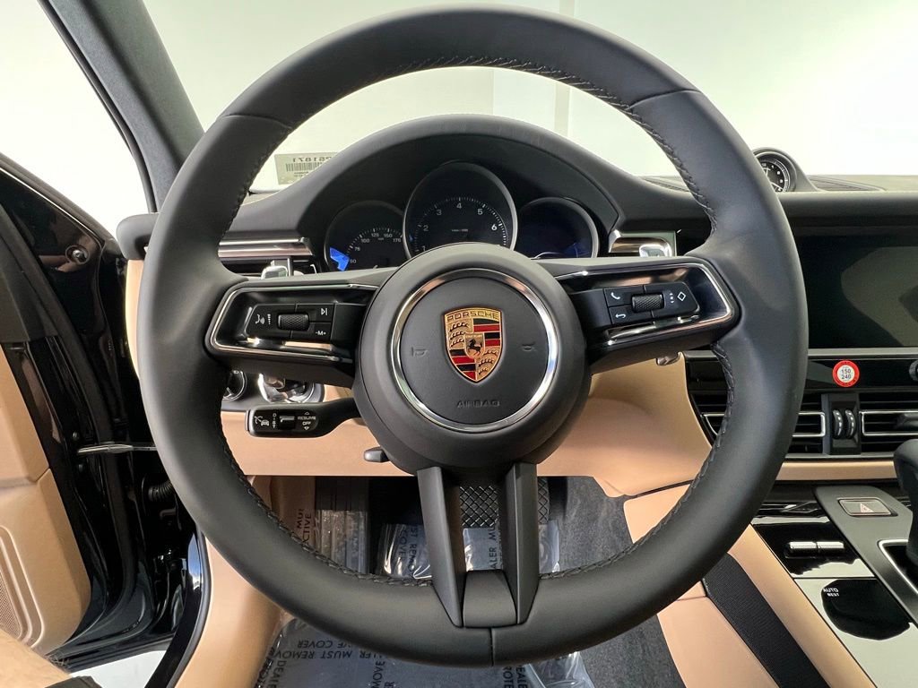 Used 2026 Porsche Macan AWD/4WD image 7