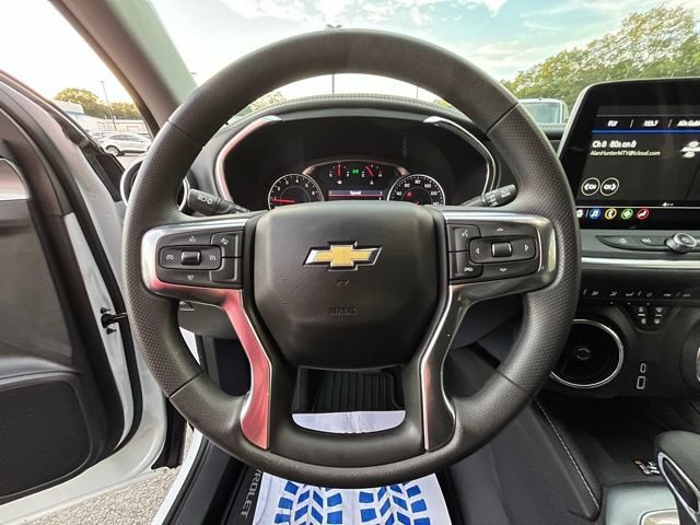 Used 2024 Chevrolet Blazer LT w/ Convenience Package AWD/4WD image 23
