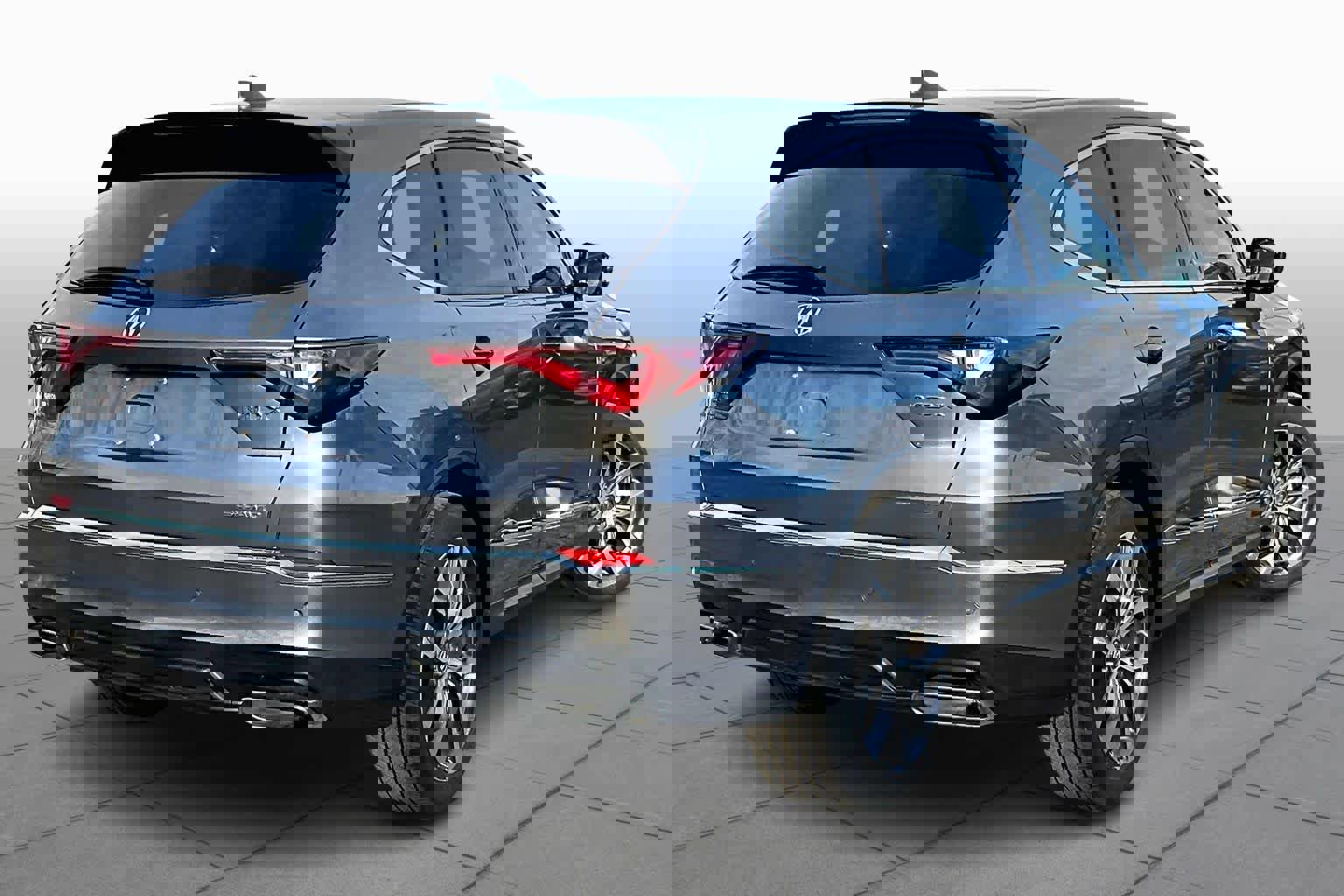 Used 2023 Acura MDX SH-AWD w/ Technology Package image 13