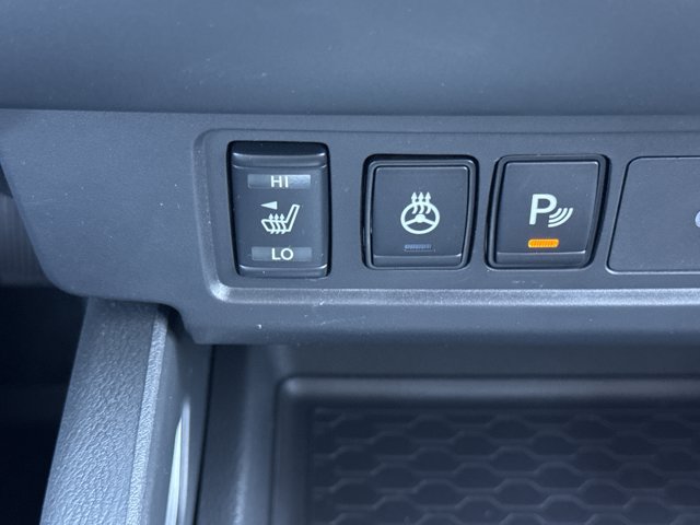 New 2026 Nissan Frontier SV w/ All-Weather Content Package AWD/4WD image 17