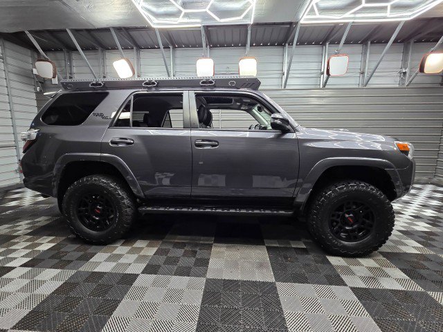 Used 2021 Toyota 4Runner TRD Off-Road Premium w/ Moonroof Package AWD/4WD image 10