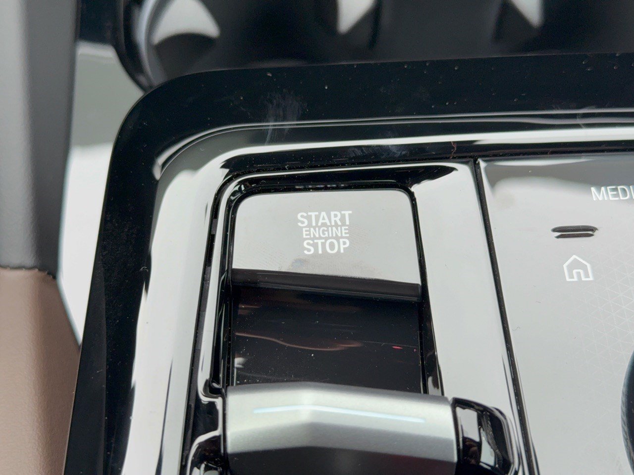 New 2027 BMW 530i RWD image 20