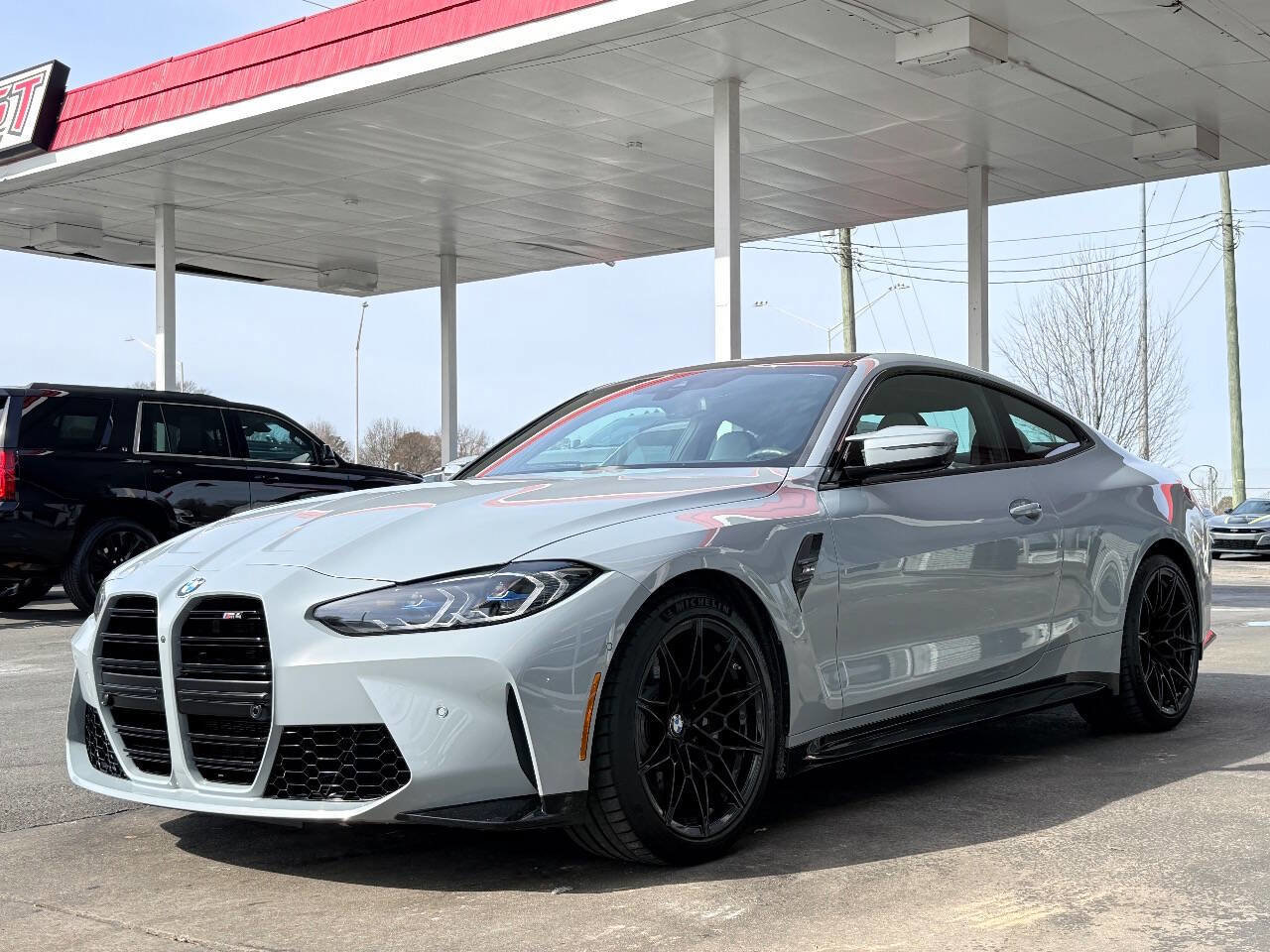 Used 2024 BMW M4 Base 2dr Coupe w/ M Driver's Package image 6