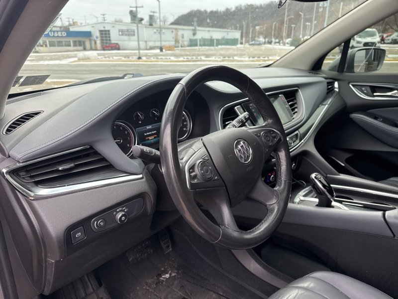 Used 2018 Buick Enclave Essence image 14
