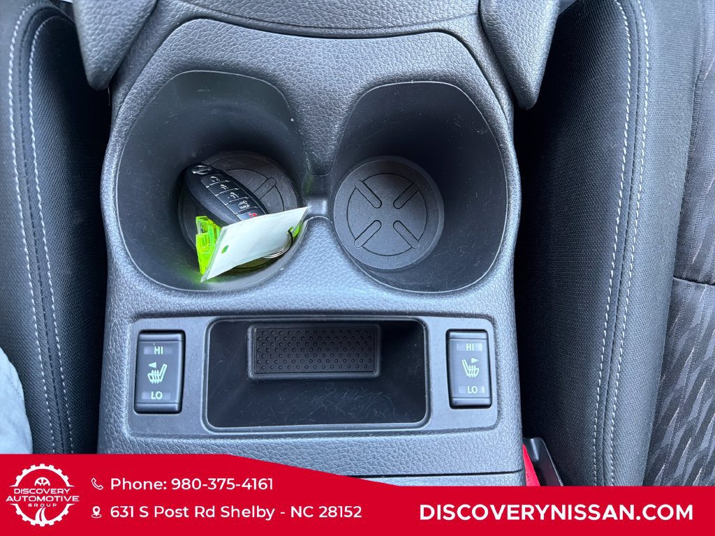 Certified 2019 Nissan Rogue SV FWD image 24