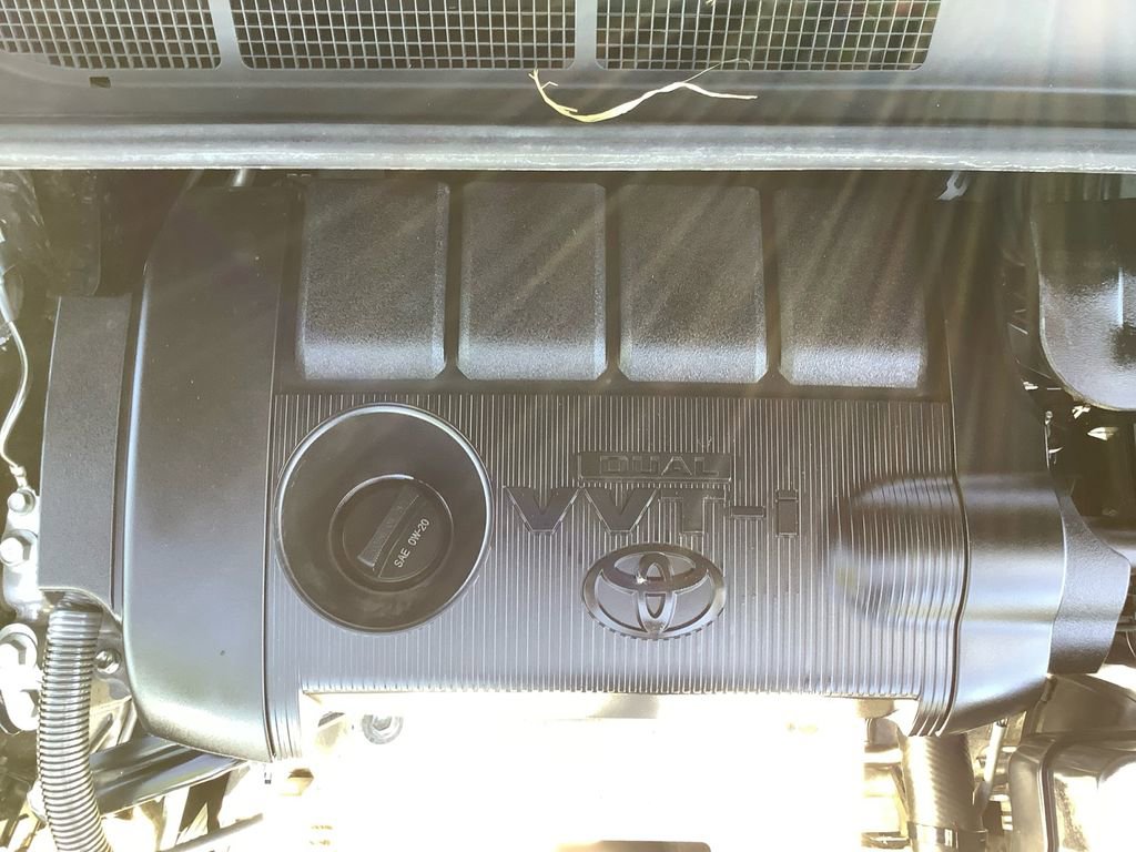 Used 2015 Toyota Venza LE AWD/4WD image 21