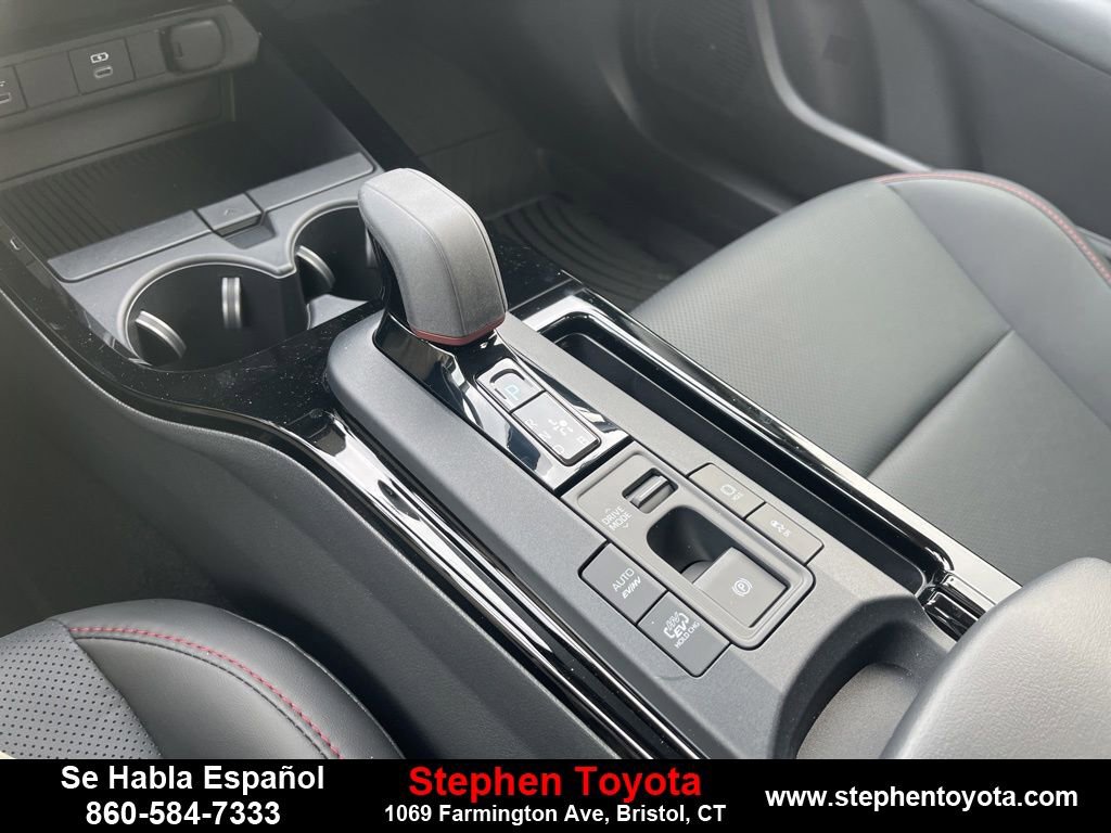 New 2025 Toyota Prius Plug-In Hybrid image 19