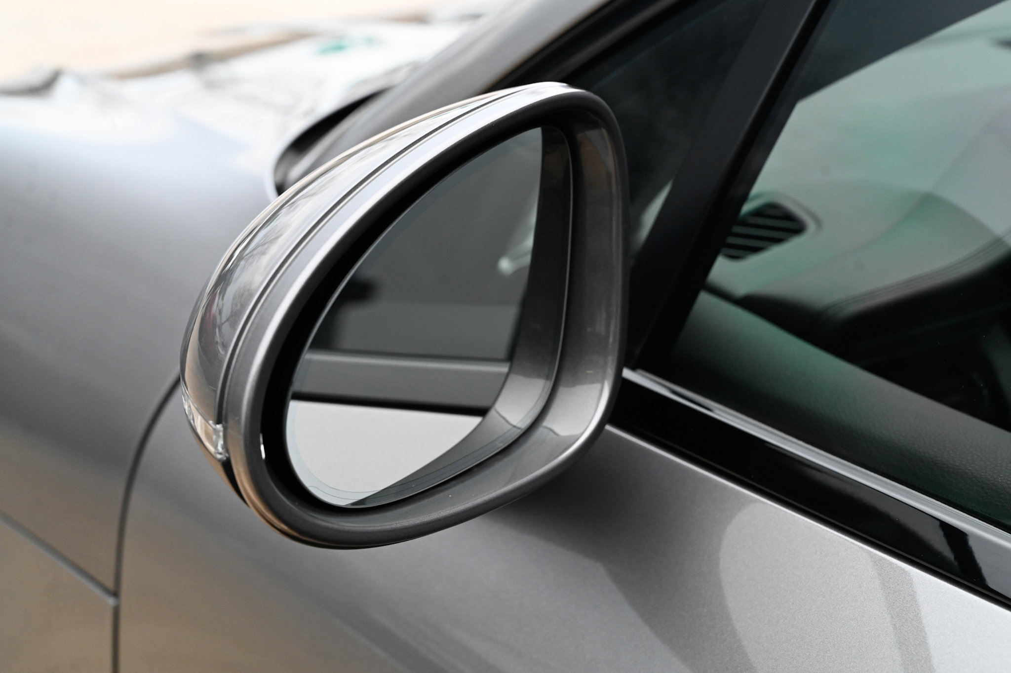 Used 2018 Porsche Macan Turbo image 14