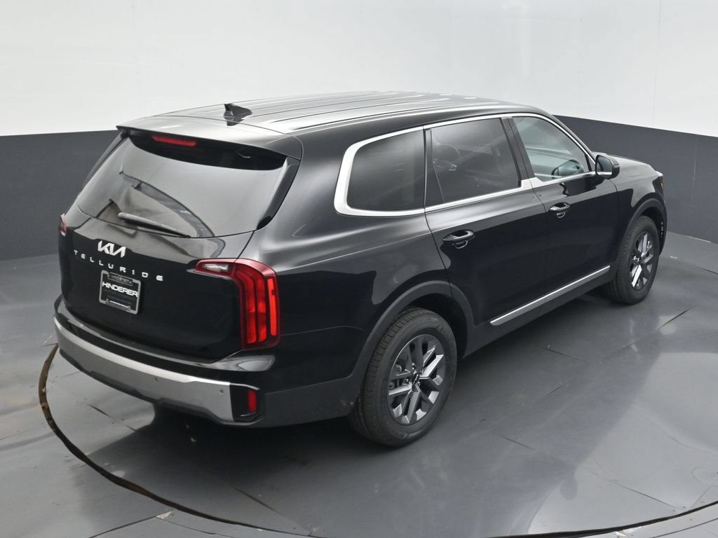 Used 2024 Kia Telluride LX FWD image 12