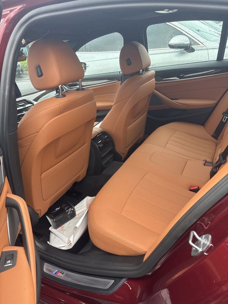 Used 2023 BMW 540i w/ M Sport Package RWD image 4