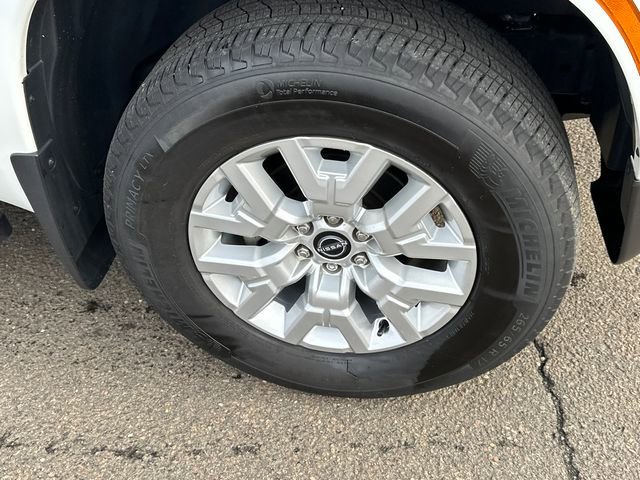 Certified 2023 Nissan Frontier SV w/ Tow Package image 7